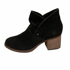 Bearpaw Women's Onyx Ankle Booties Suede Charcoal